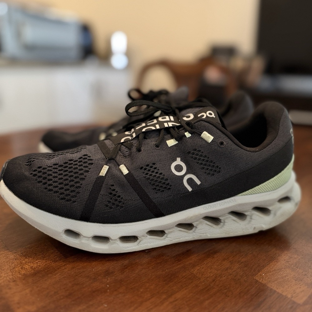 On Cloud Cloudsurfer Mens Size 12 Running Shoes Sneakers Helion Black Sneakers